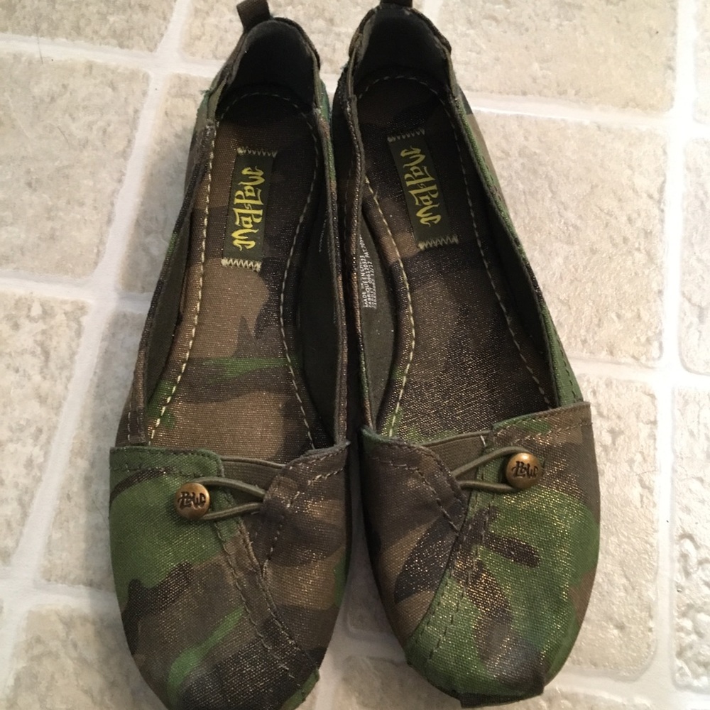 Camo shoes